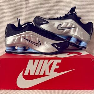 Nike Shox R4 Sneakers | Metallic Silver/Black/Psychic Blue - Big Kid 6y